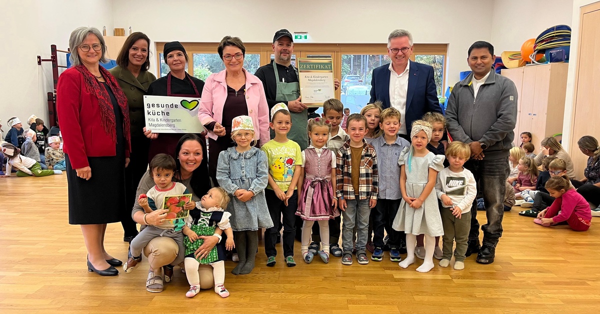 &bdquo;Gesunde K&uuml;che&ldquo; im Kindergarten Magdalensberg: Gesund essen von klein auf